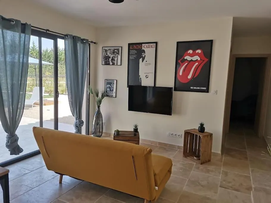 Holiday home Maison En Campagne Avignon France