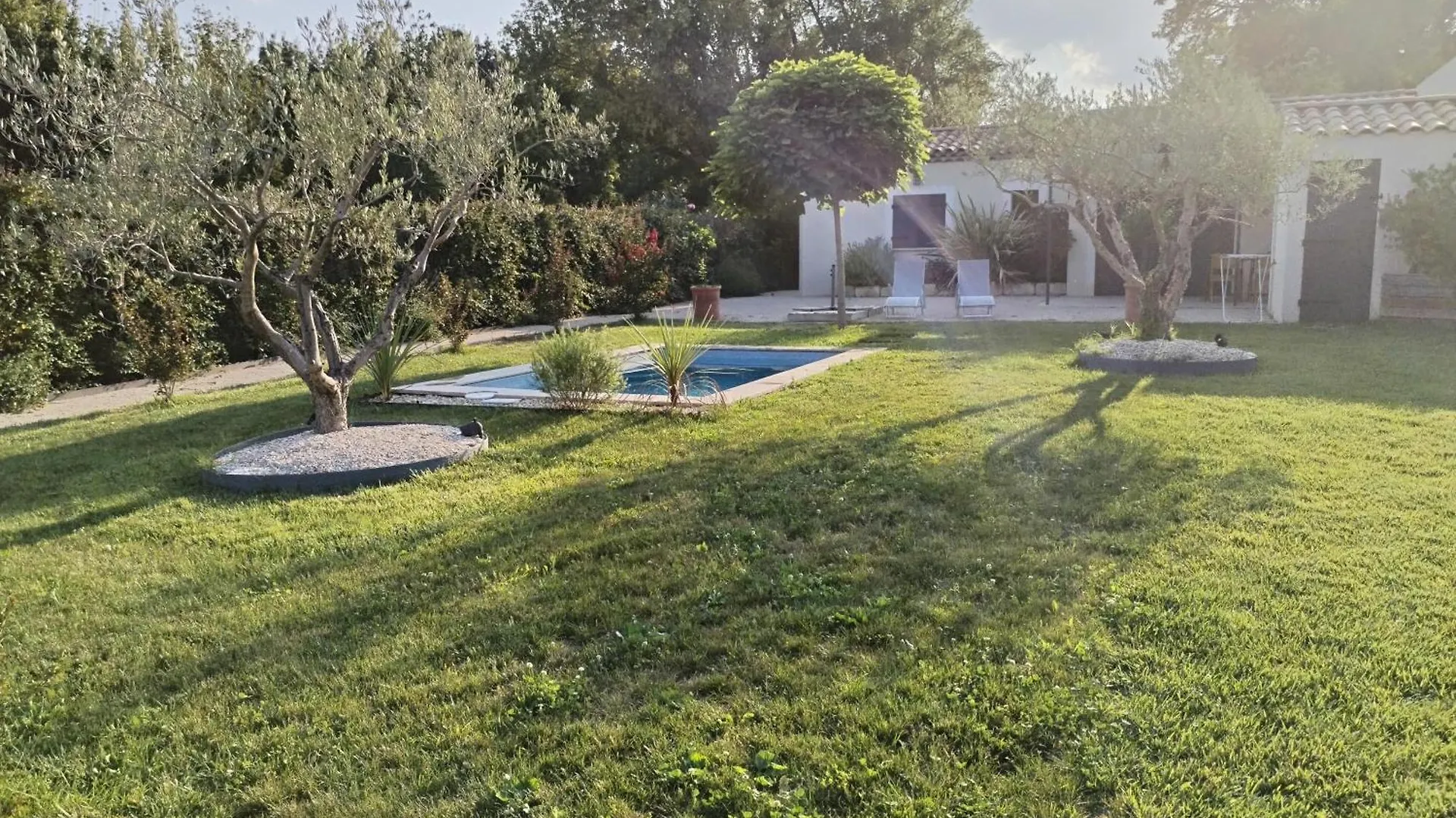 Maison En Campagne Avignon 0*,  France